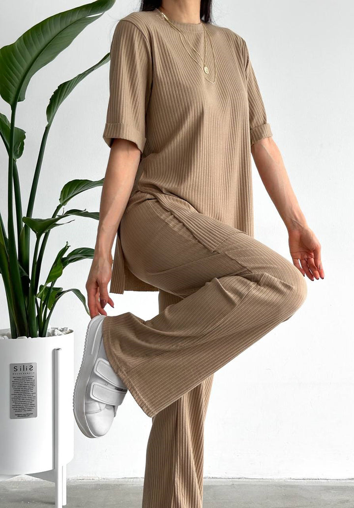 Women's Crew Neck Poor Sleeve Ribbed Camisole Two Piece Set
