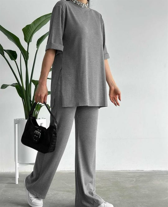 Women's Crew Neck Poor Sleeve Ribbed Camisole Two Piece Set
